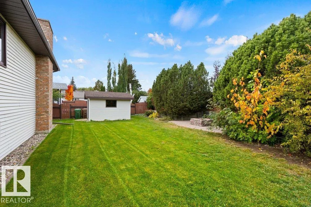 21 LORNE CR