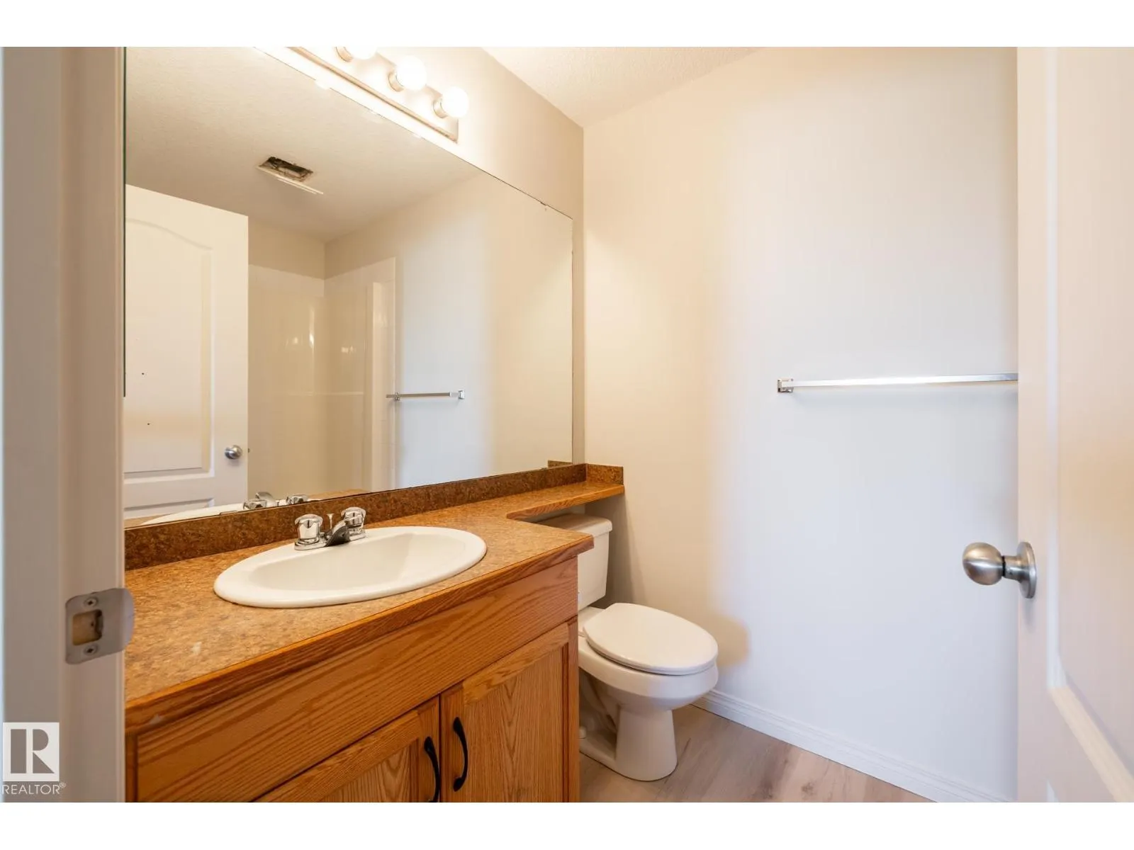 #317 3425 19 ST NW