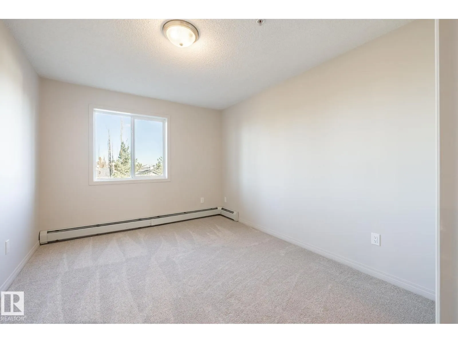#317 3425 19 ST NW