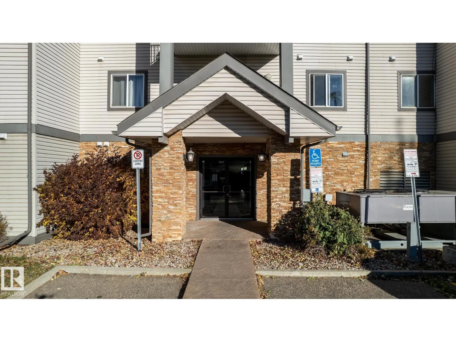 #317 3425 19 ST NW
