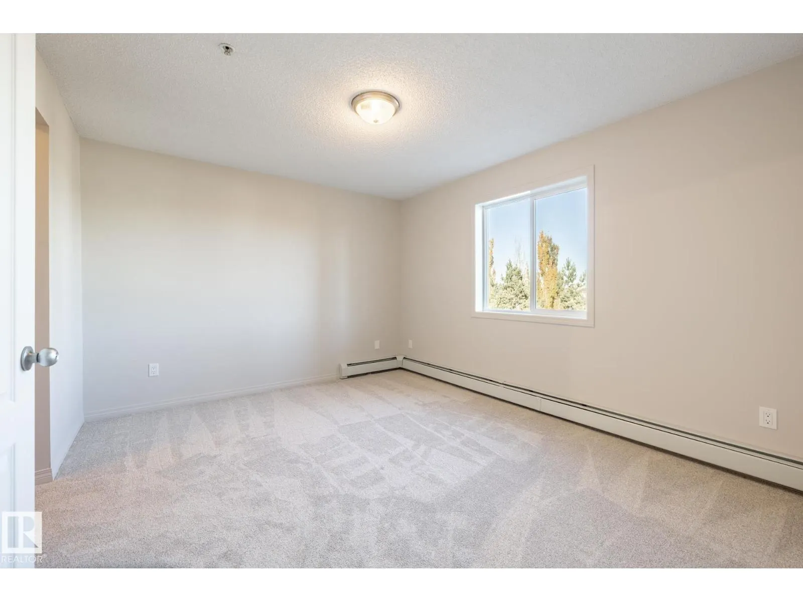 #317 3425 19 ST NW