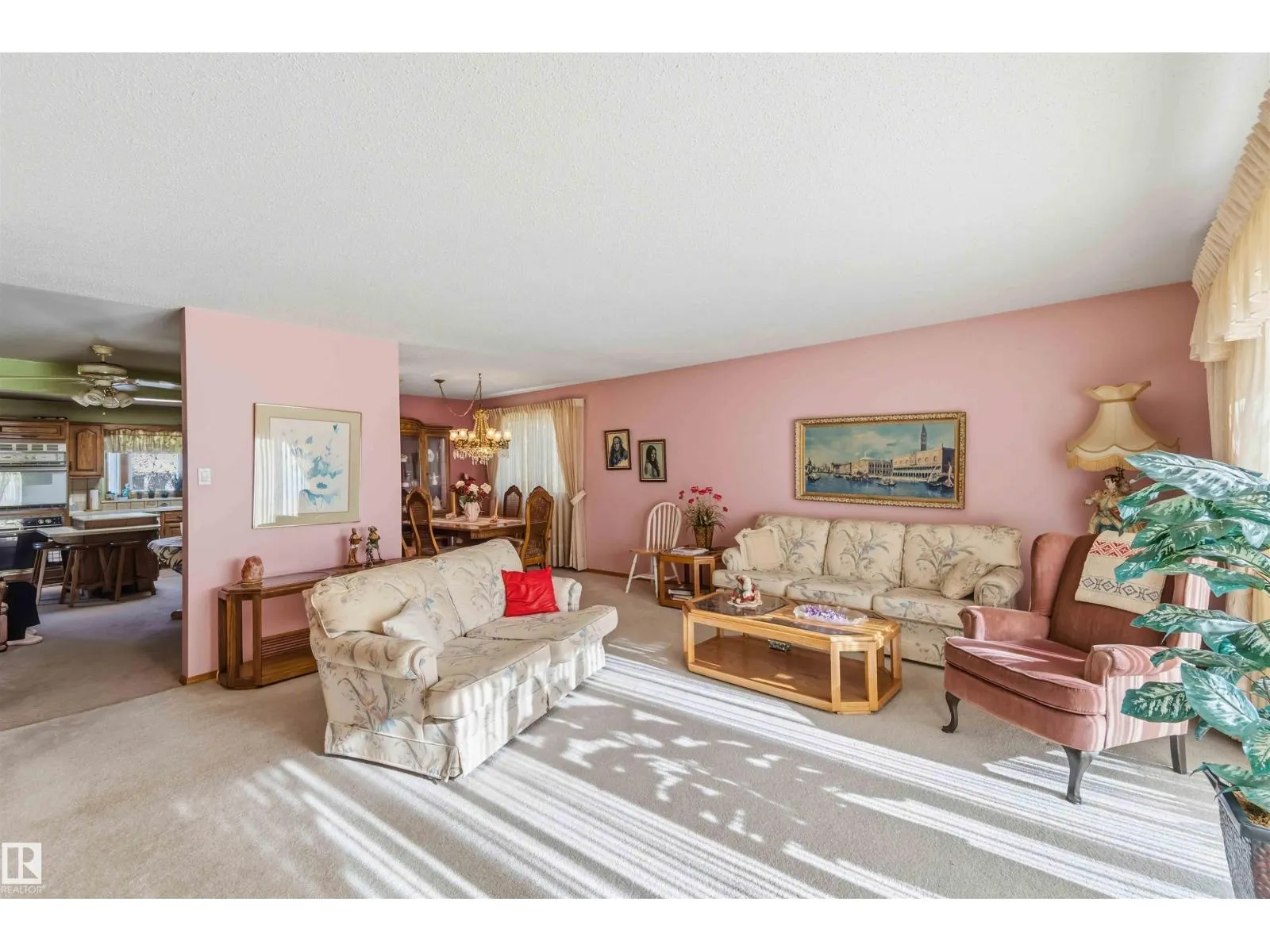 10928 41A AV NW