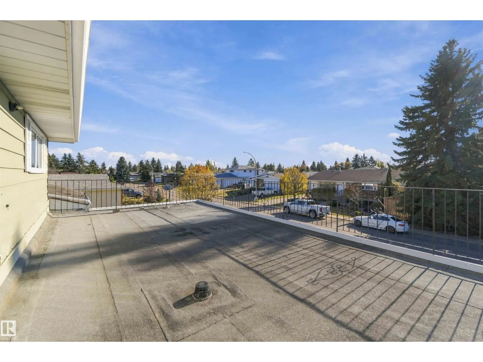 10928 41A AV NW