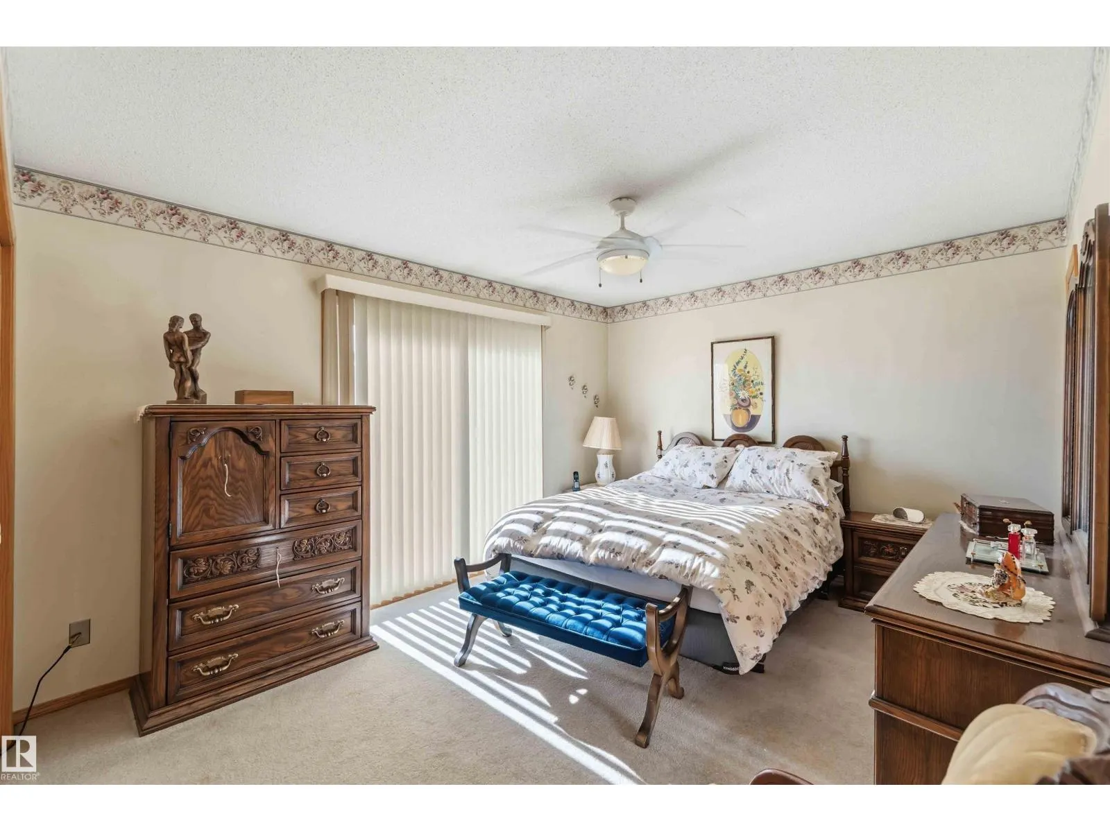 10928 41A AV NW