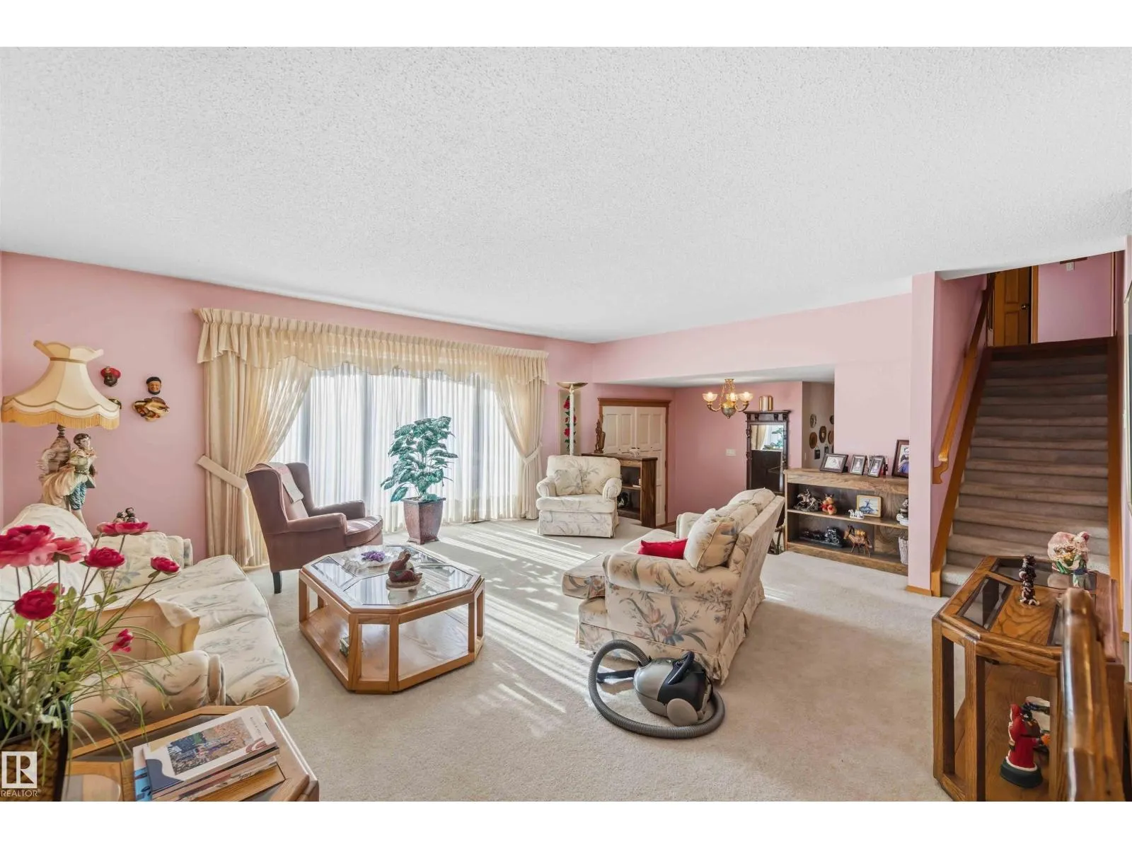10928 41A AV NW