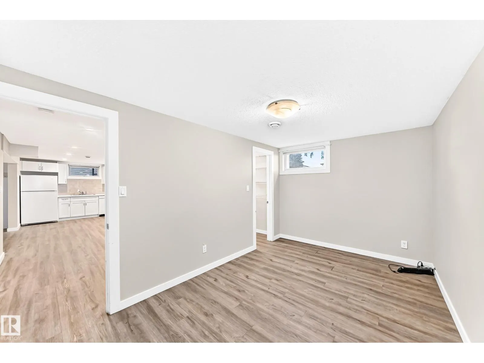 12217 88 ST NW