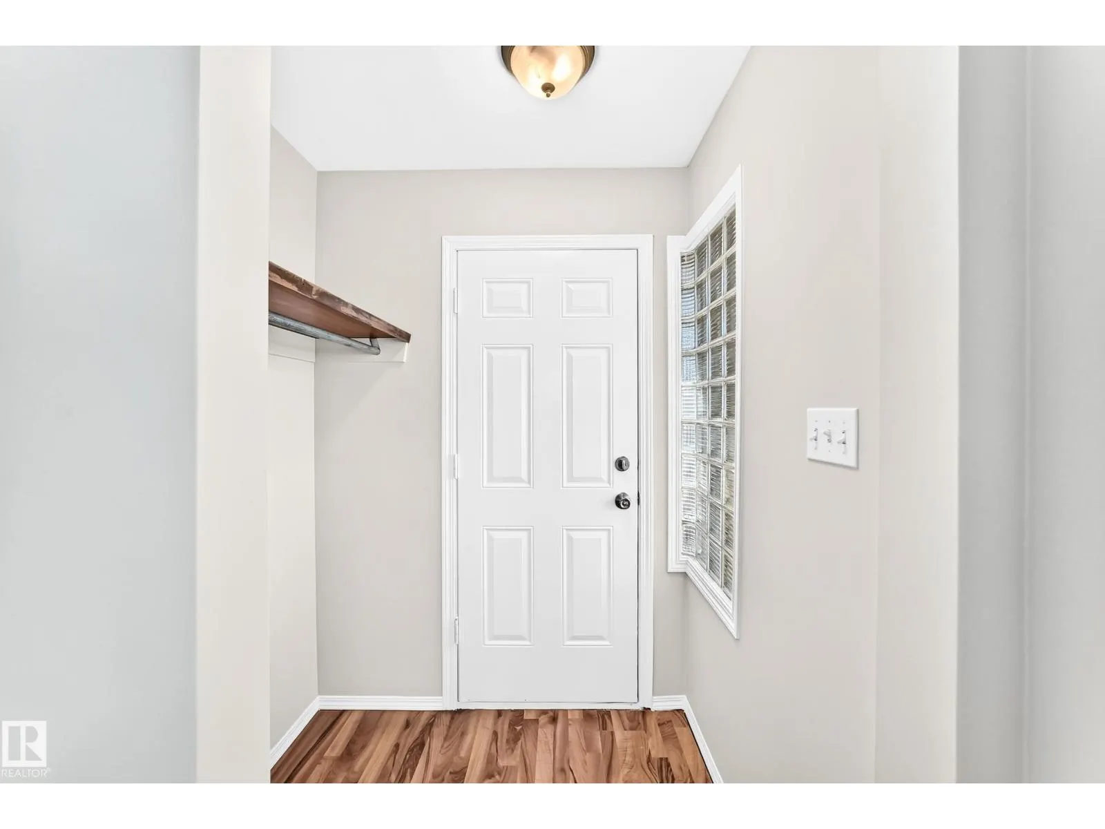 12217 88 ST NW