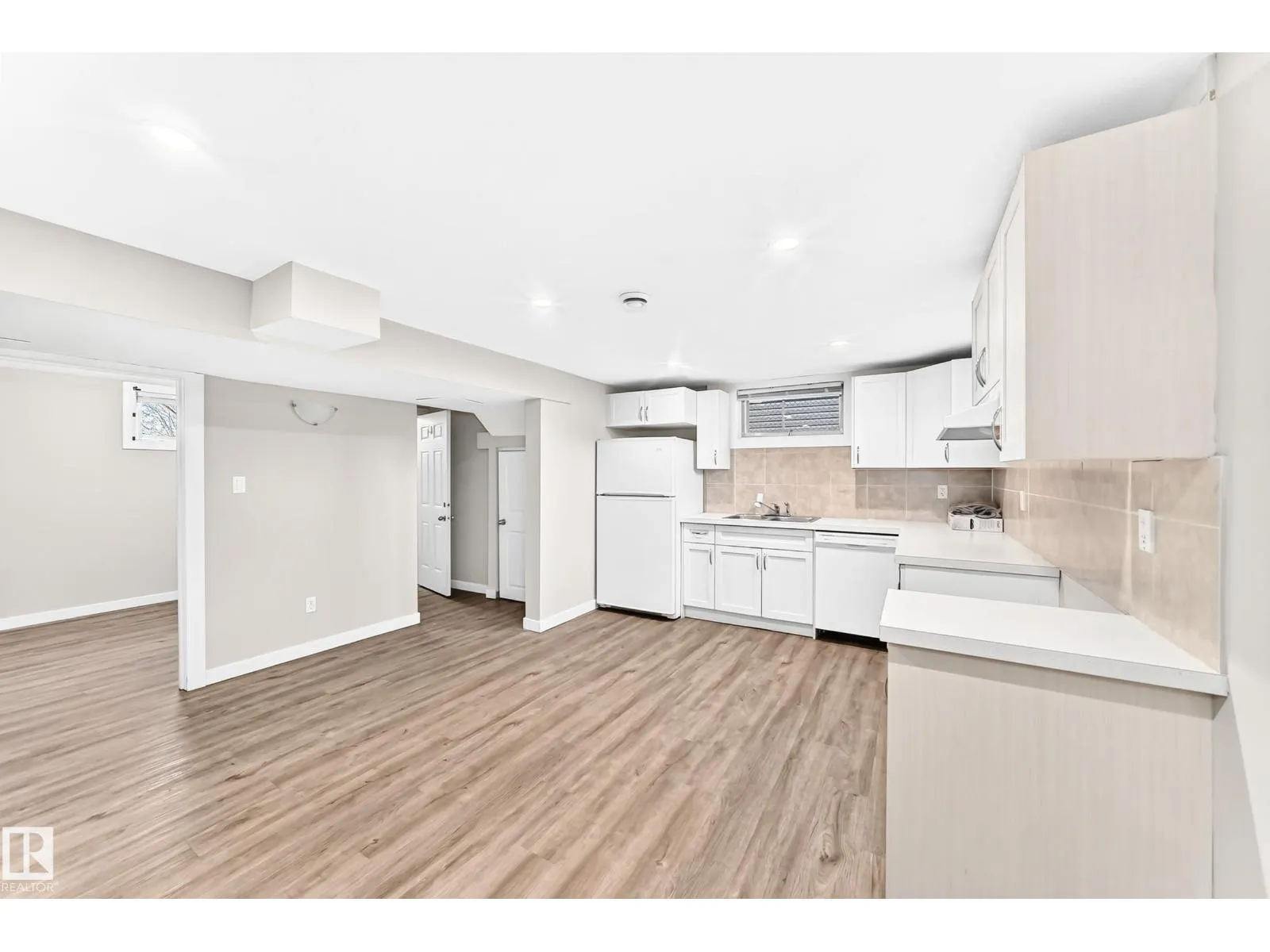 12217 88 ST NW