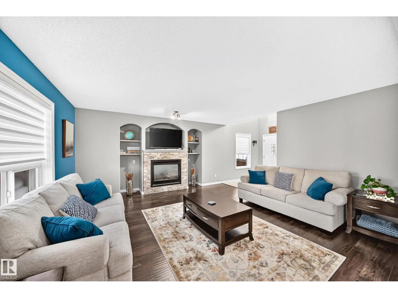 13528 141 AV NW