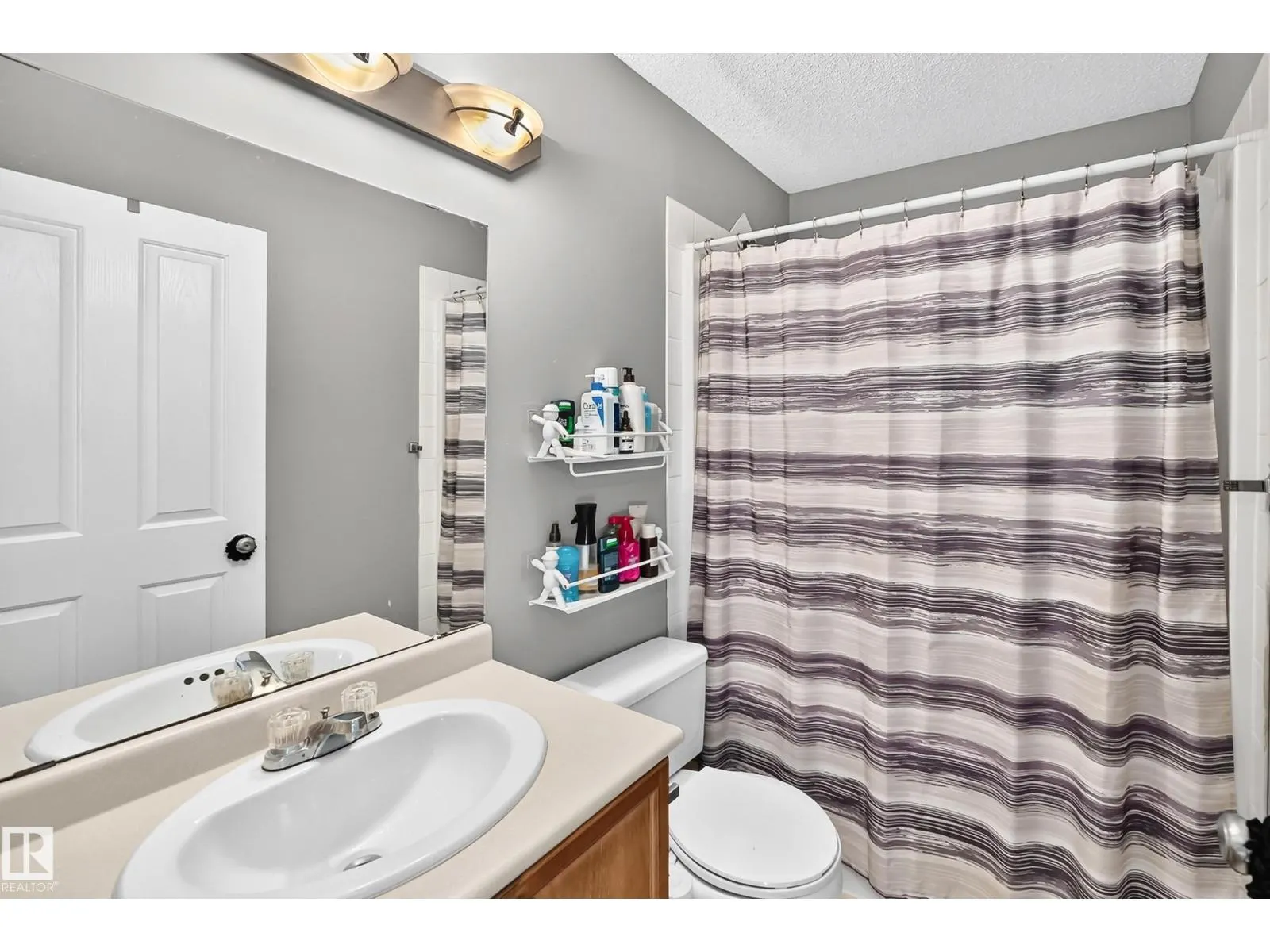 13528 141 AV NW