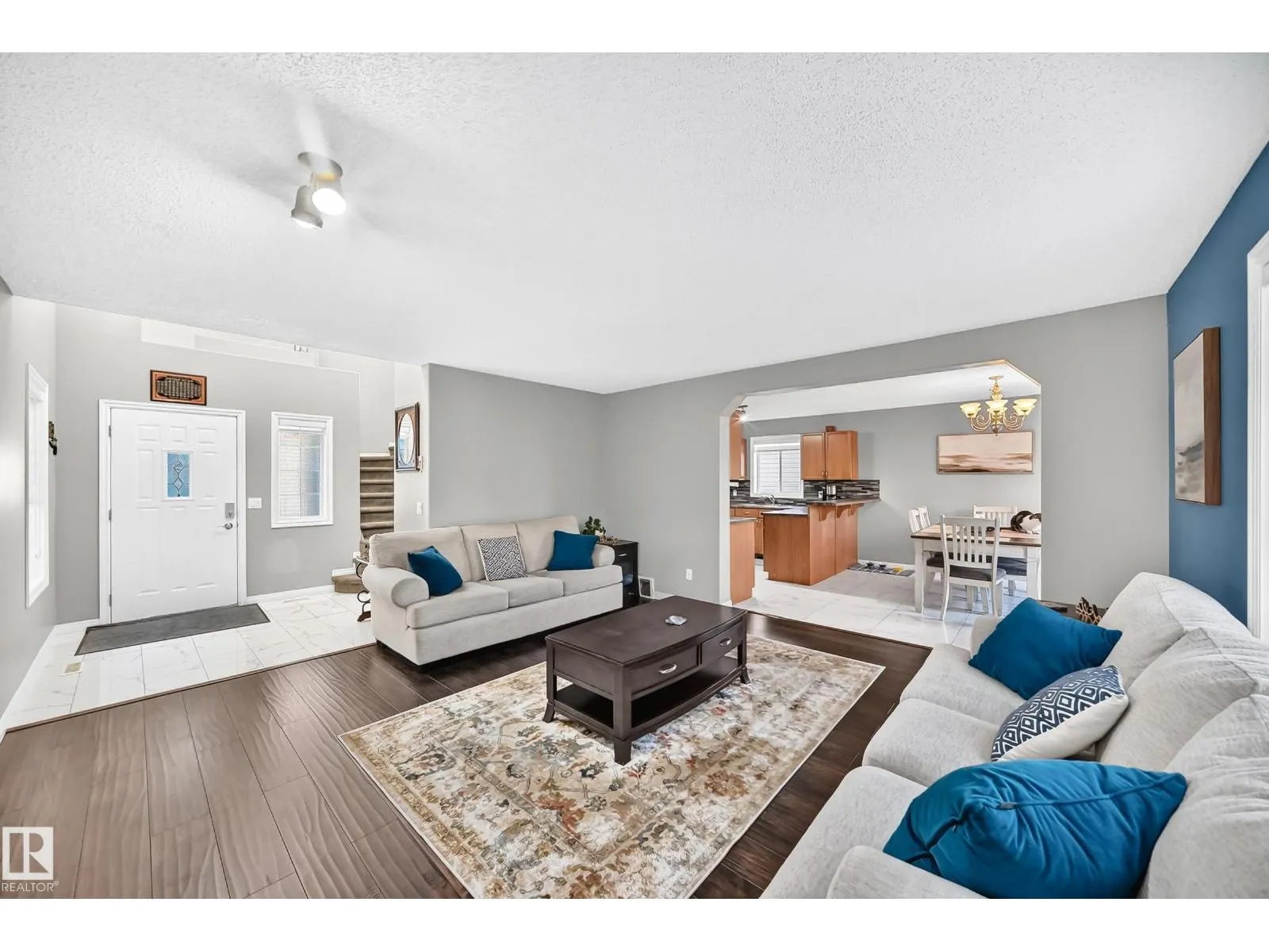 13528 141 AV NW
