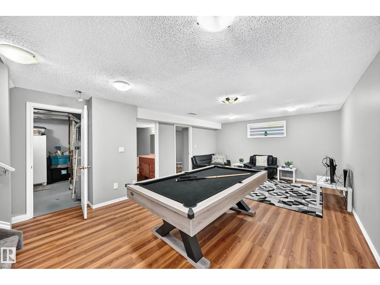 13528 141 AV NW