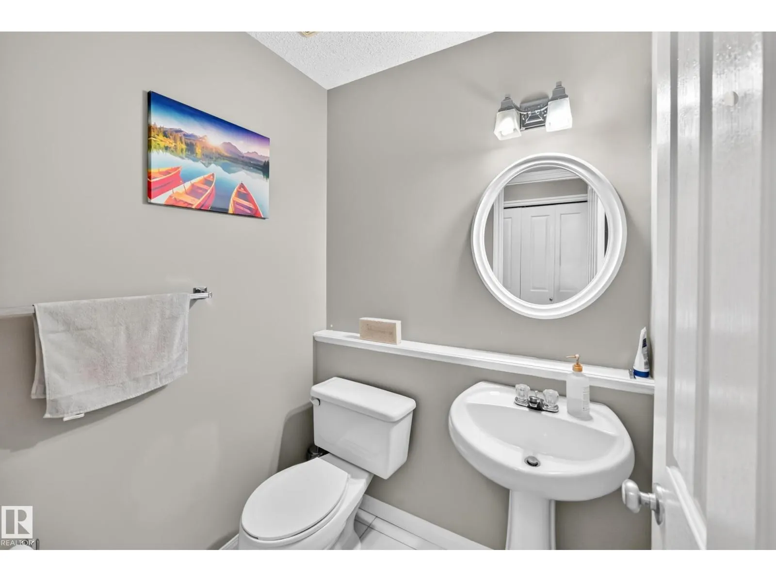 13528 141 AV NW