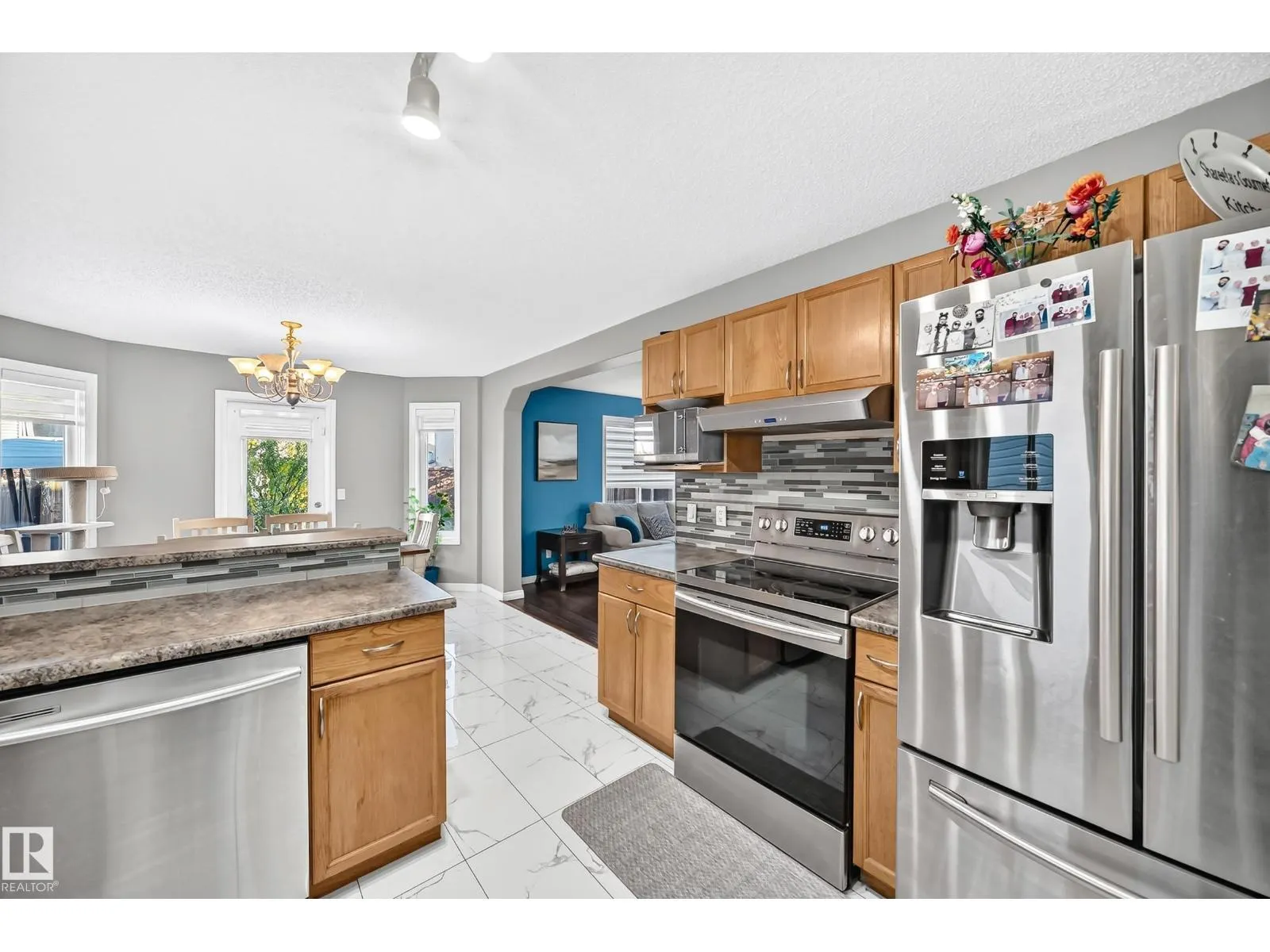 13528 141 AV NW