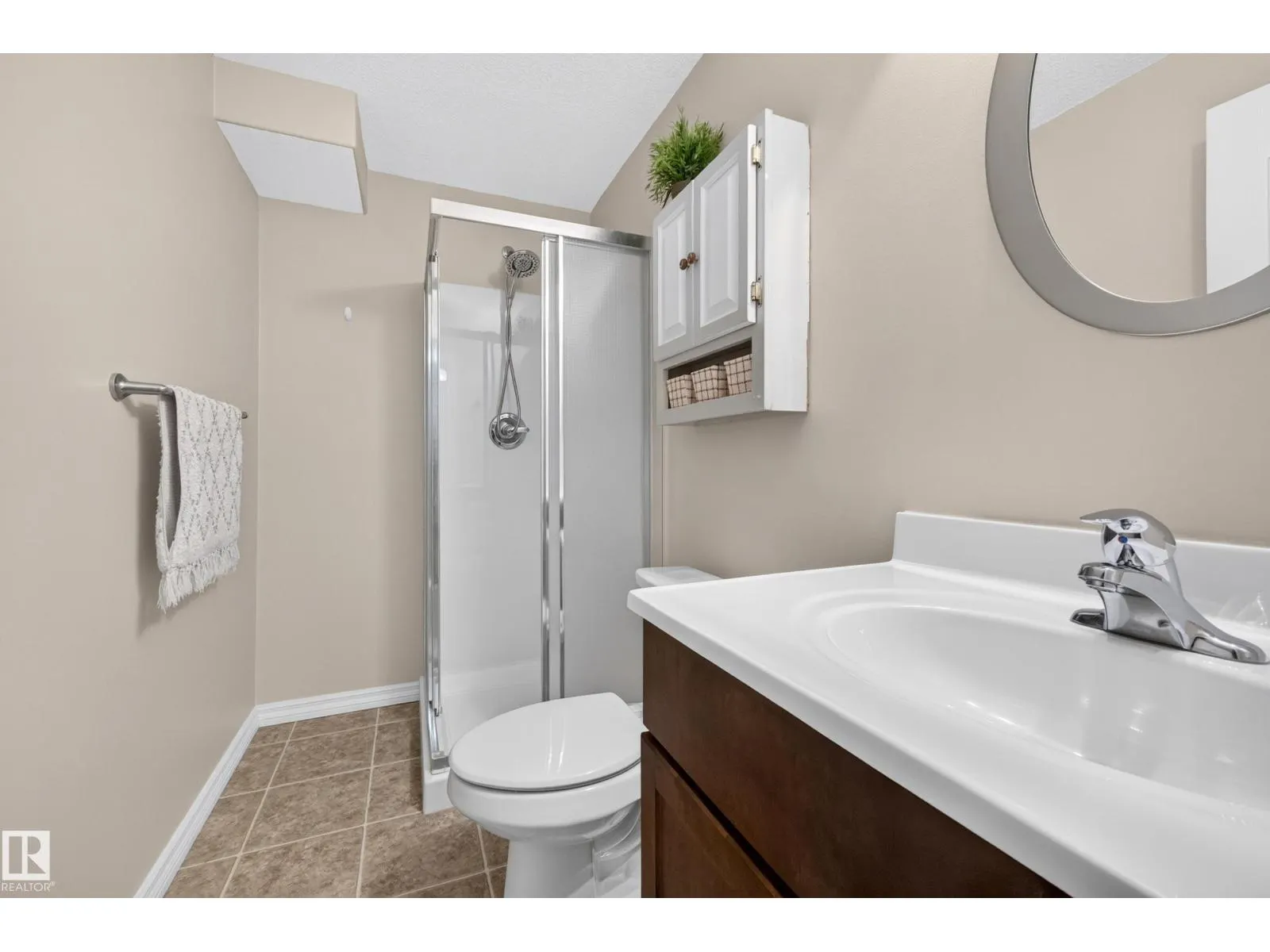 #404 41 SUMMERWOOD BV