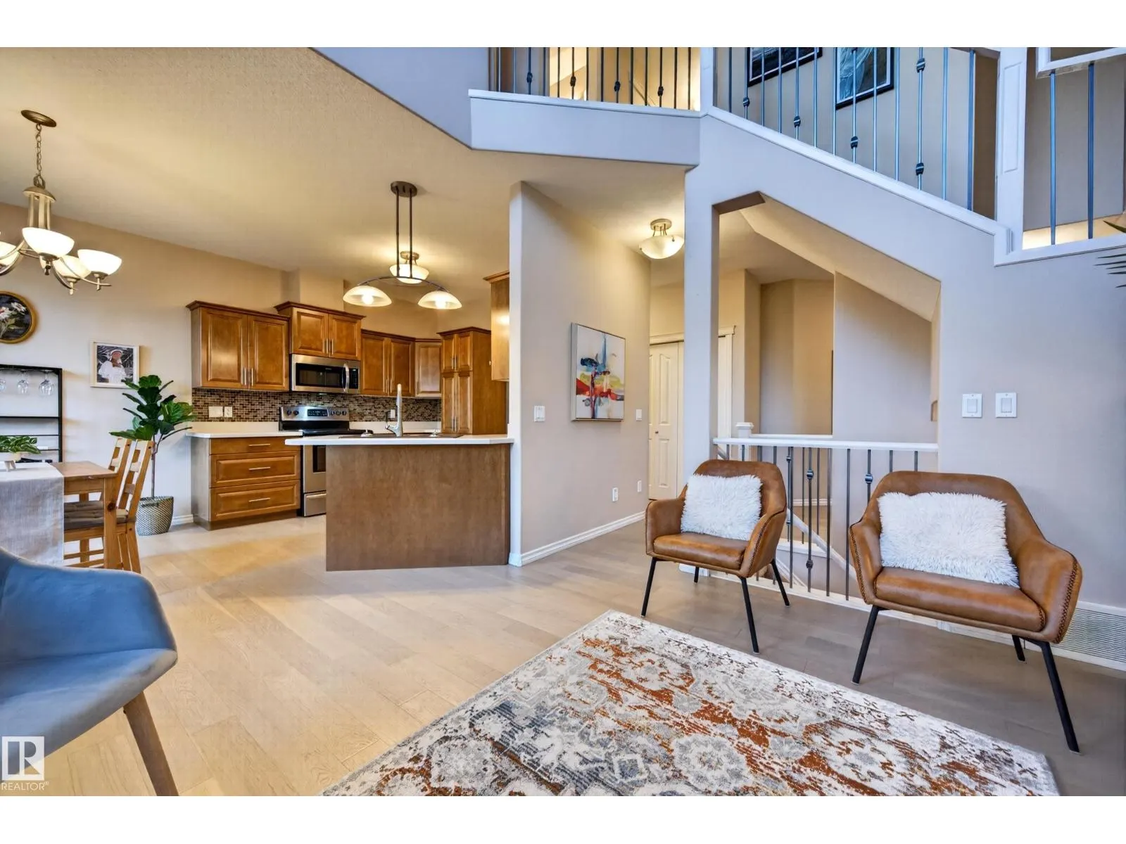 #404 41 SUMMERWOOD BV
