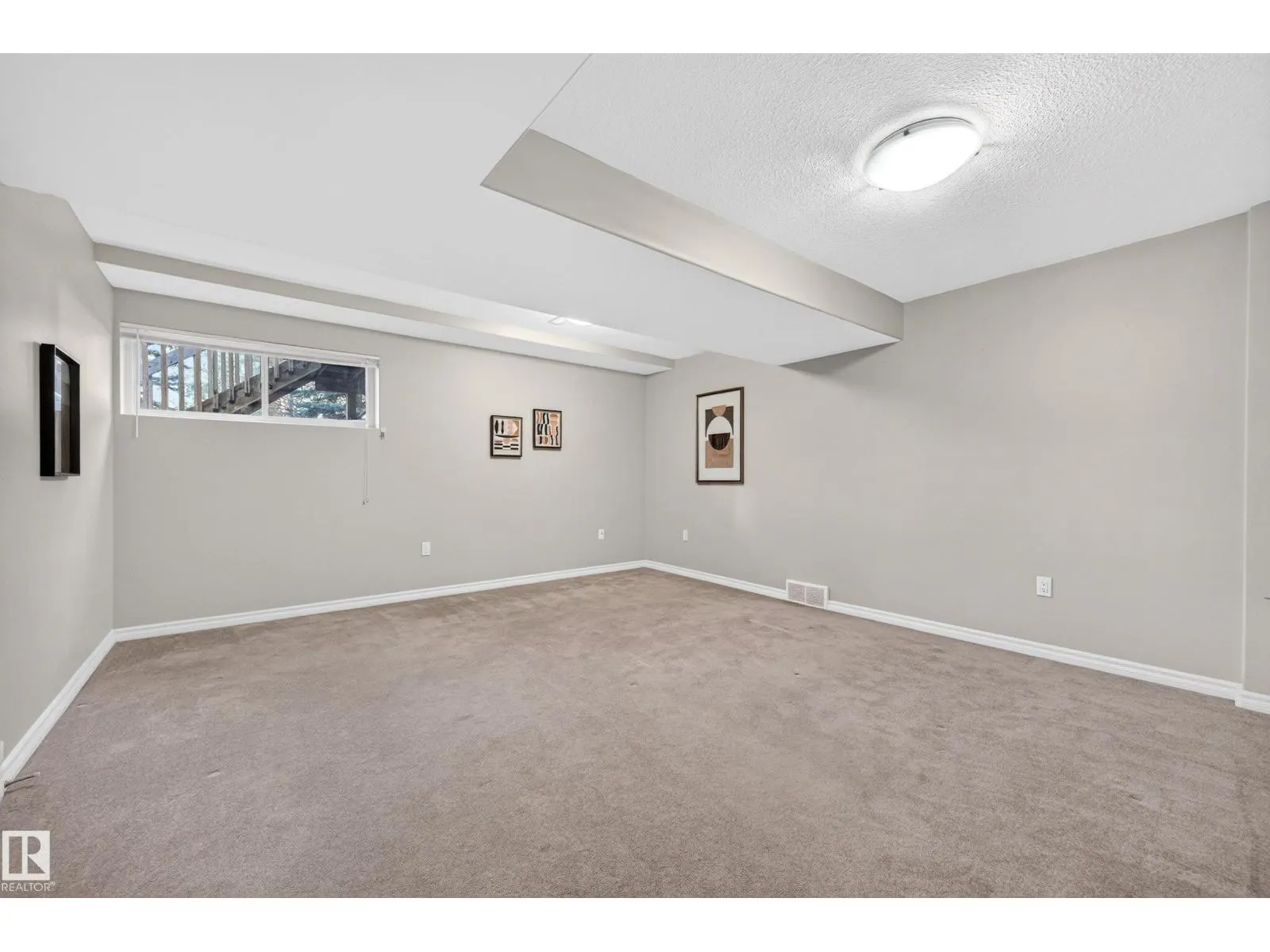 #404 41 SUMMERWOOD BV