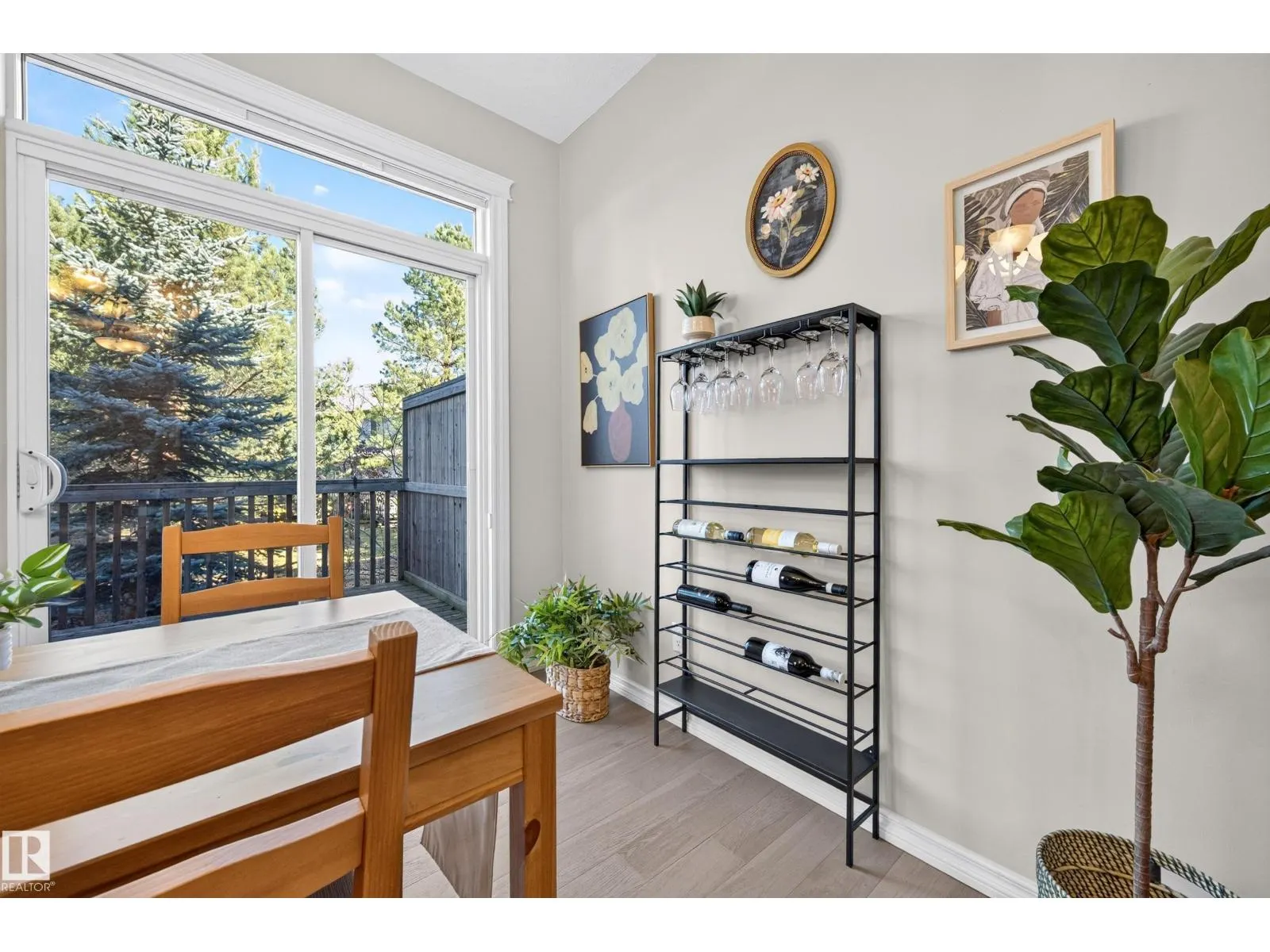 #404 41 SUMMERWOOD BV