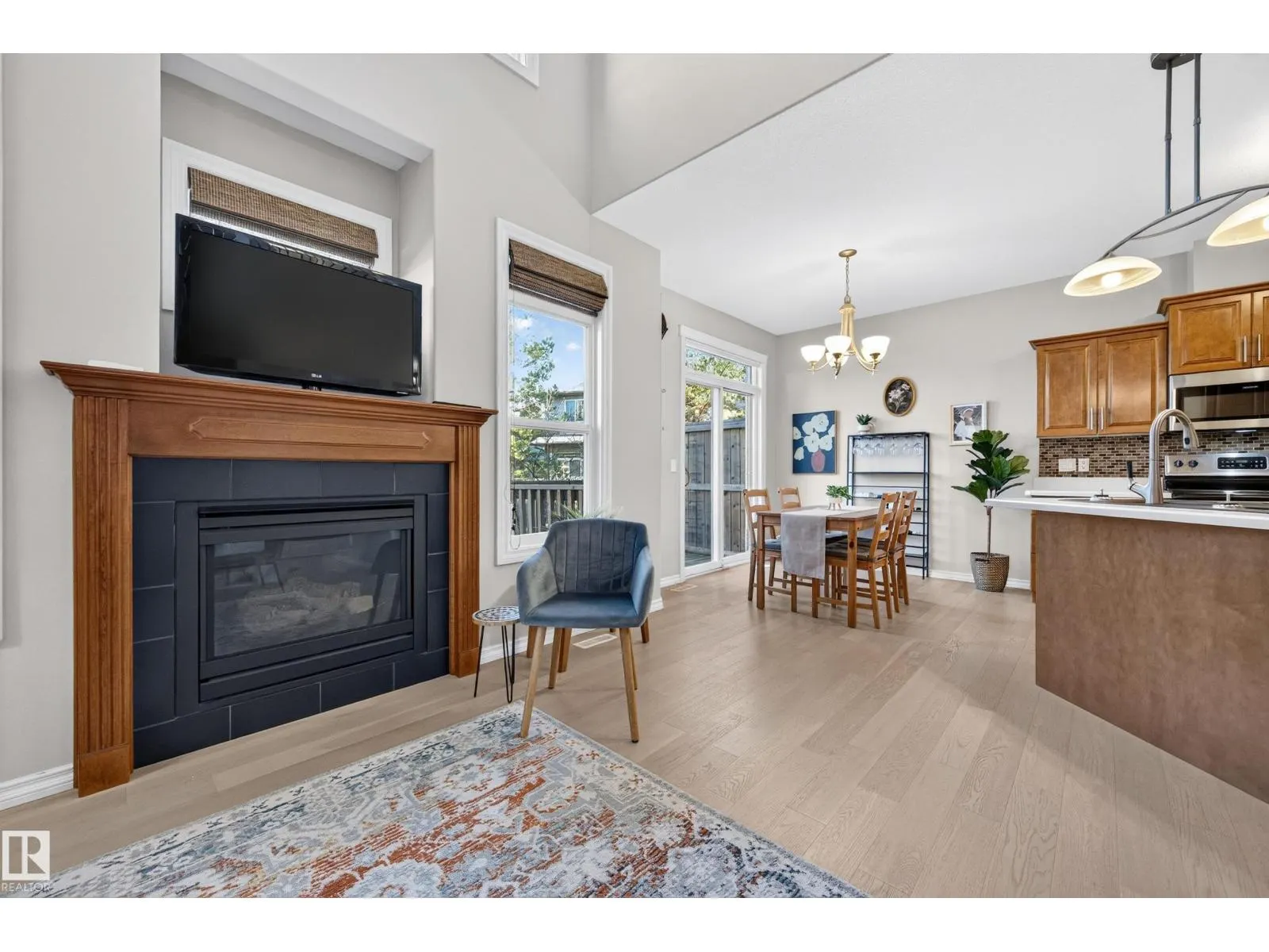 #404 41 SUMMERWOOD BV