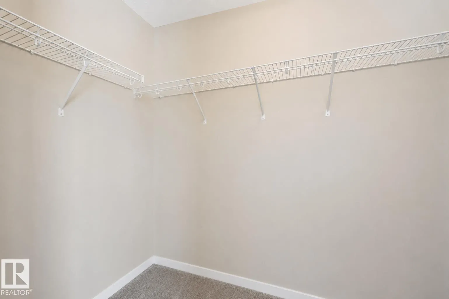 #4 320 SECORD BV NW