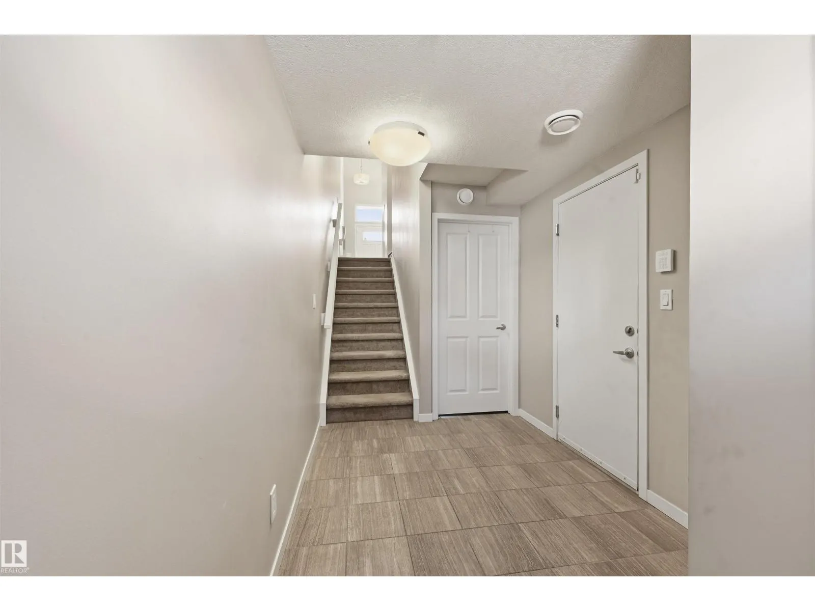 #4 320 SECORD BV NW