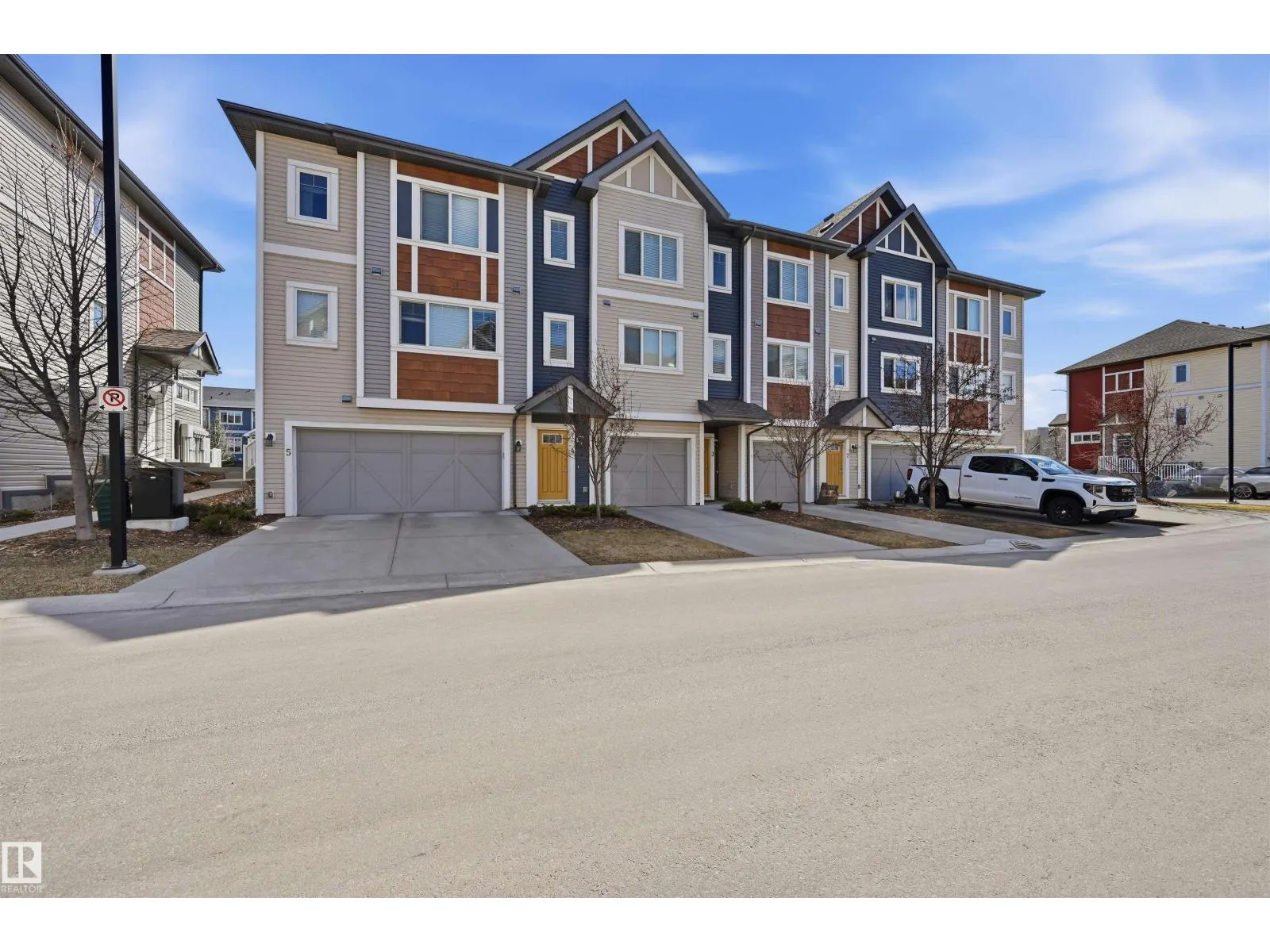 #4 320 SECORD BV NW