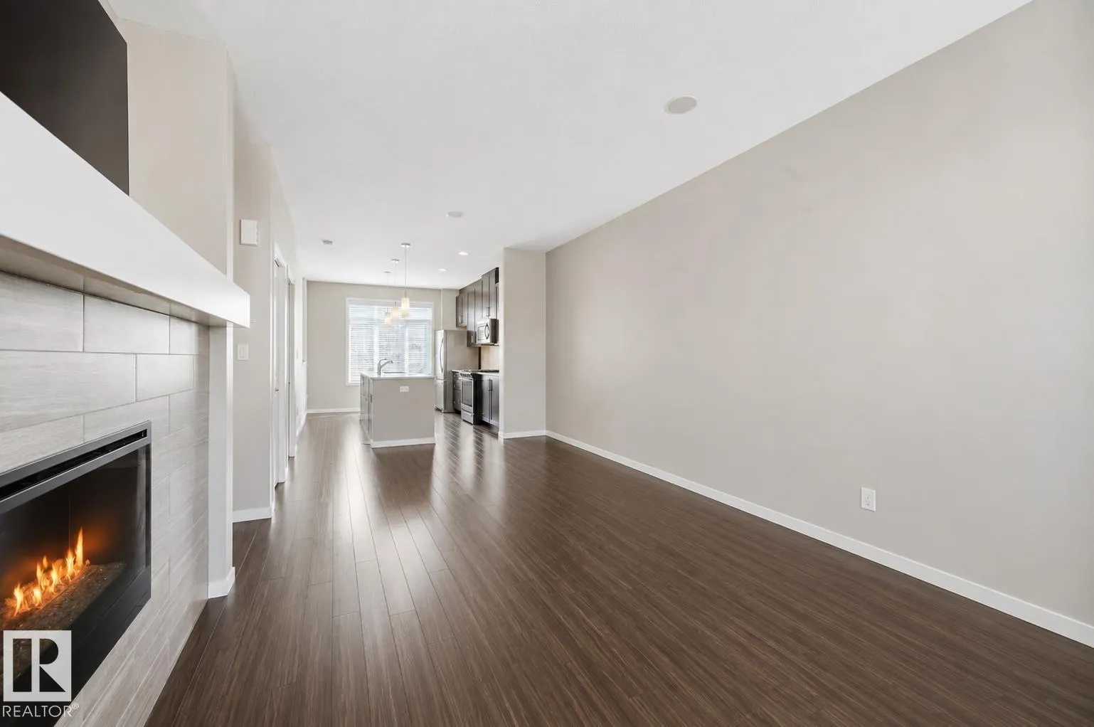 #4 320 SECORD BV NW