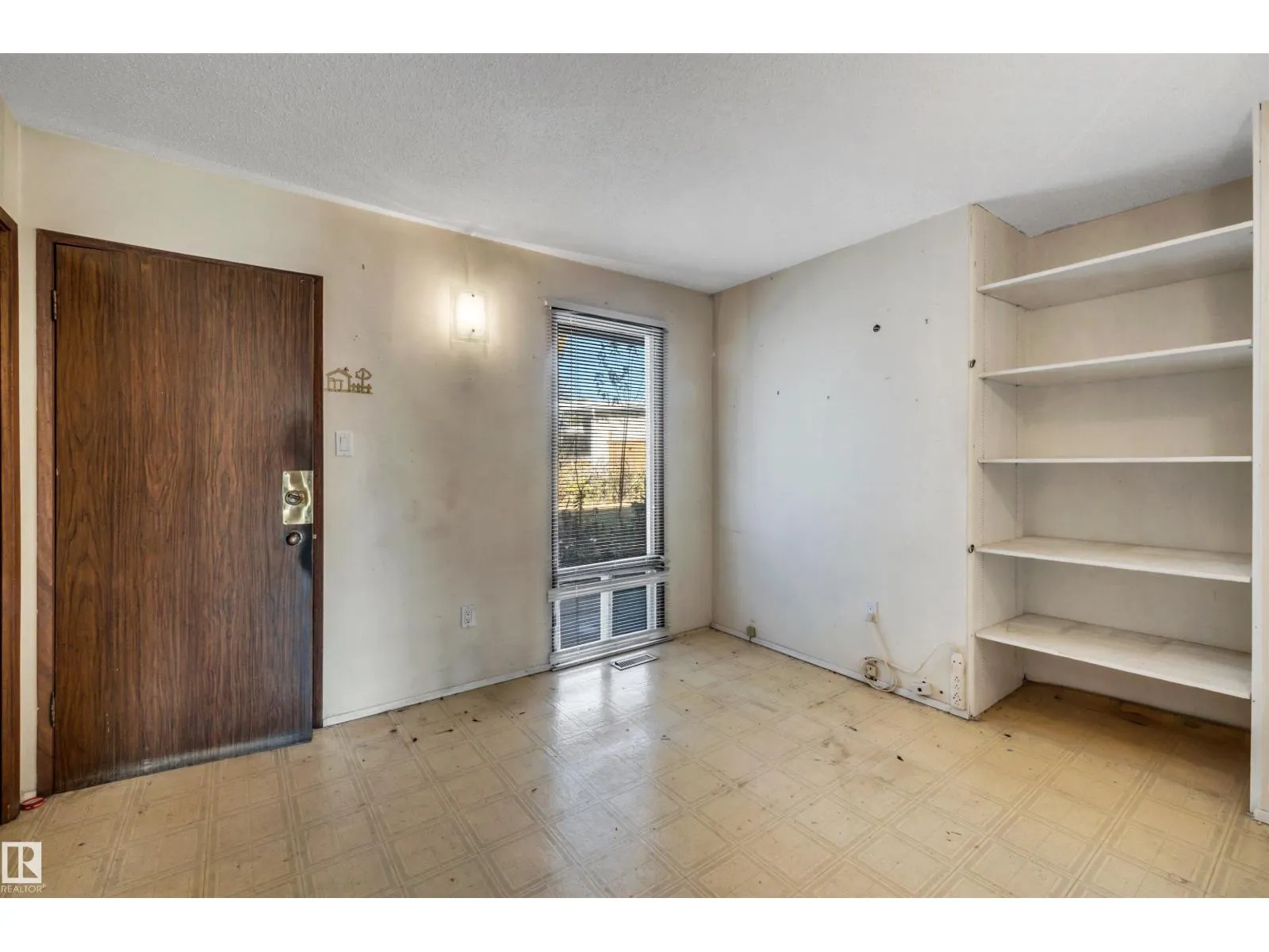 26 GLENWOOD CR