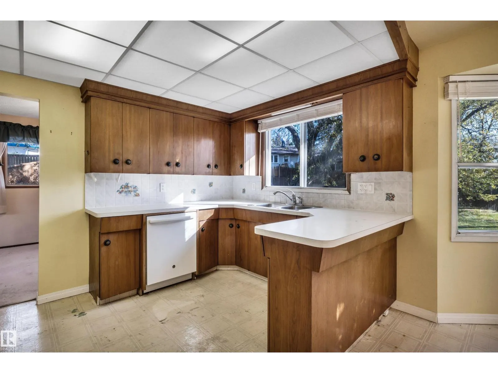 26 GLENWOOD CR