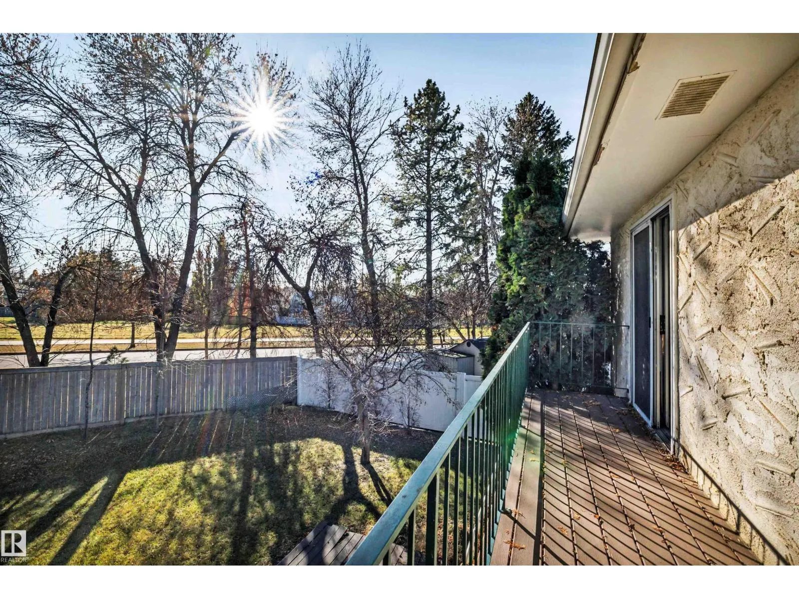 26 GLENWOOD CR