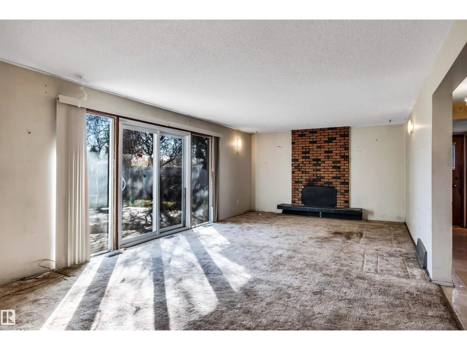 26 GLENWOOD CR