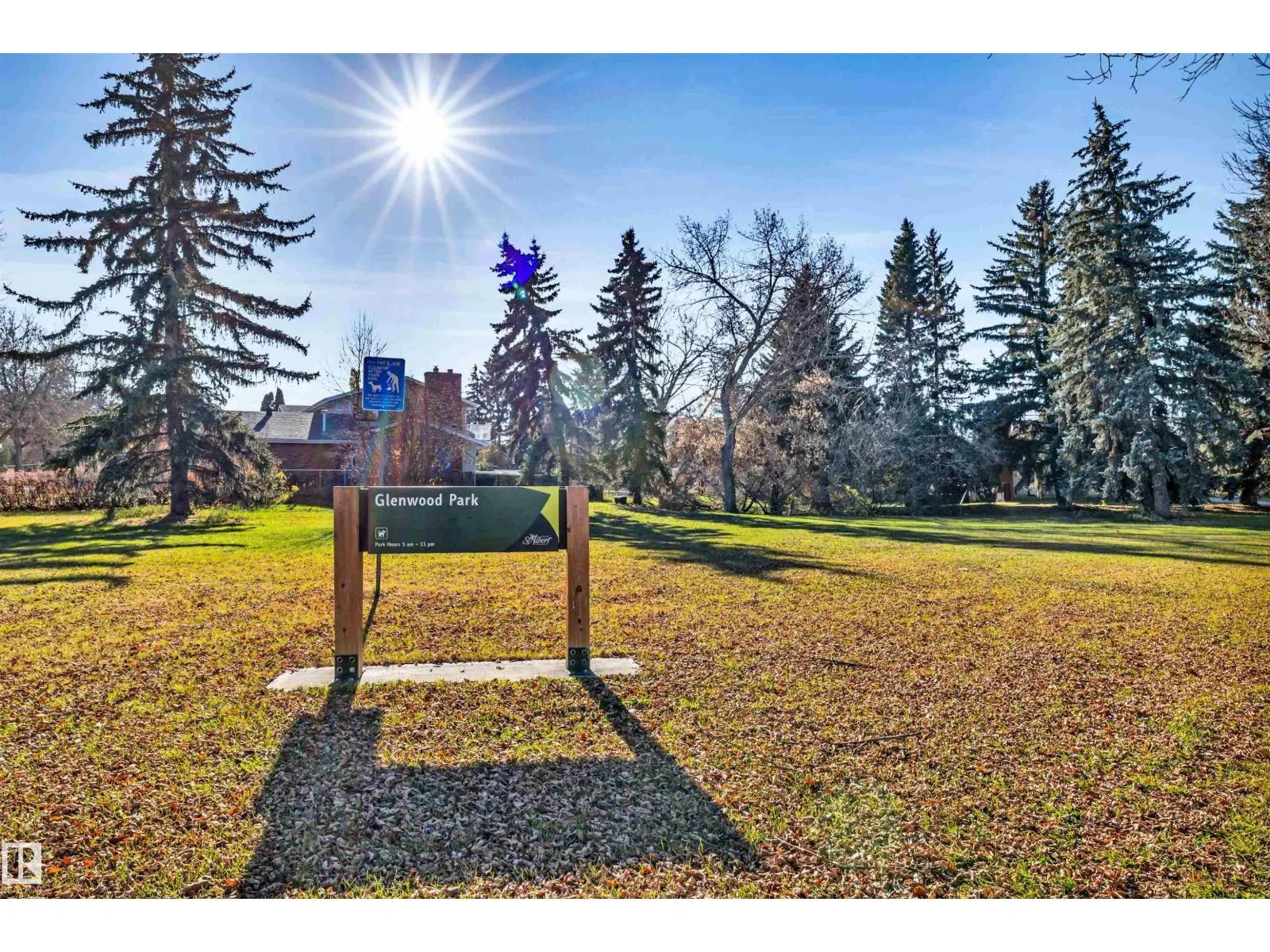 26 GLENWOOD CR