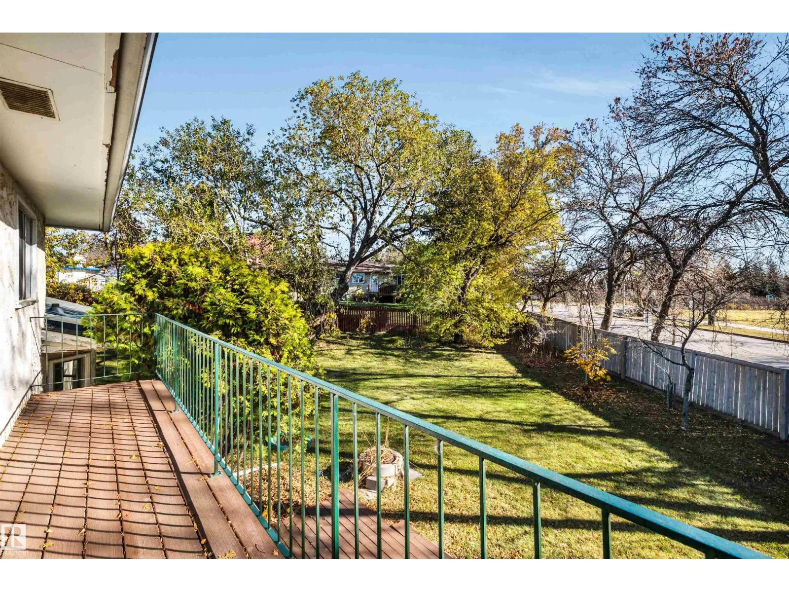 26 GLENWOOD CR