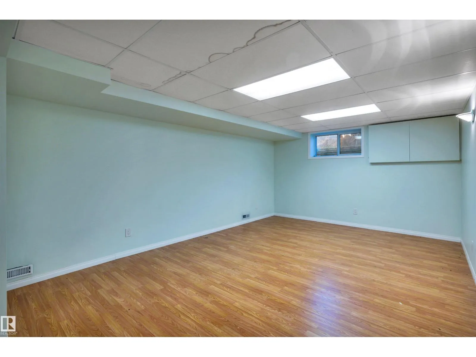 26 GLENWOOD CR