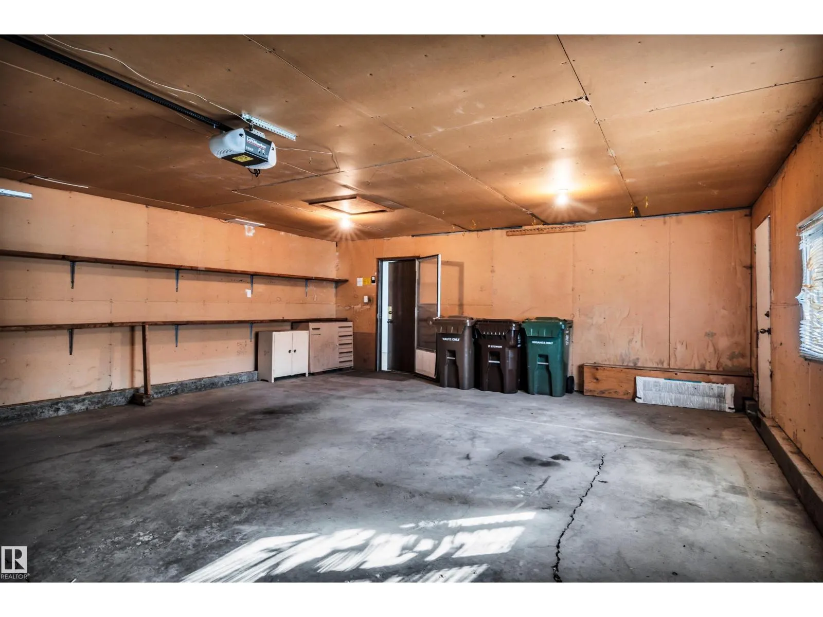 26 GLENWOOD CR