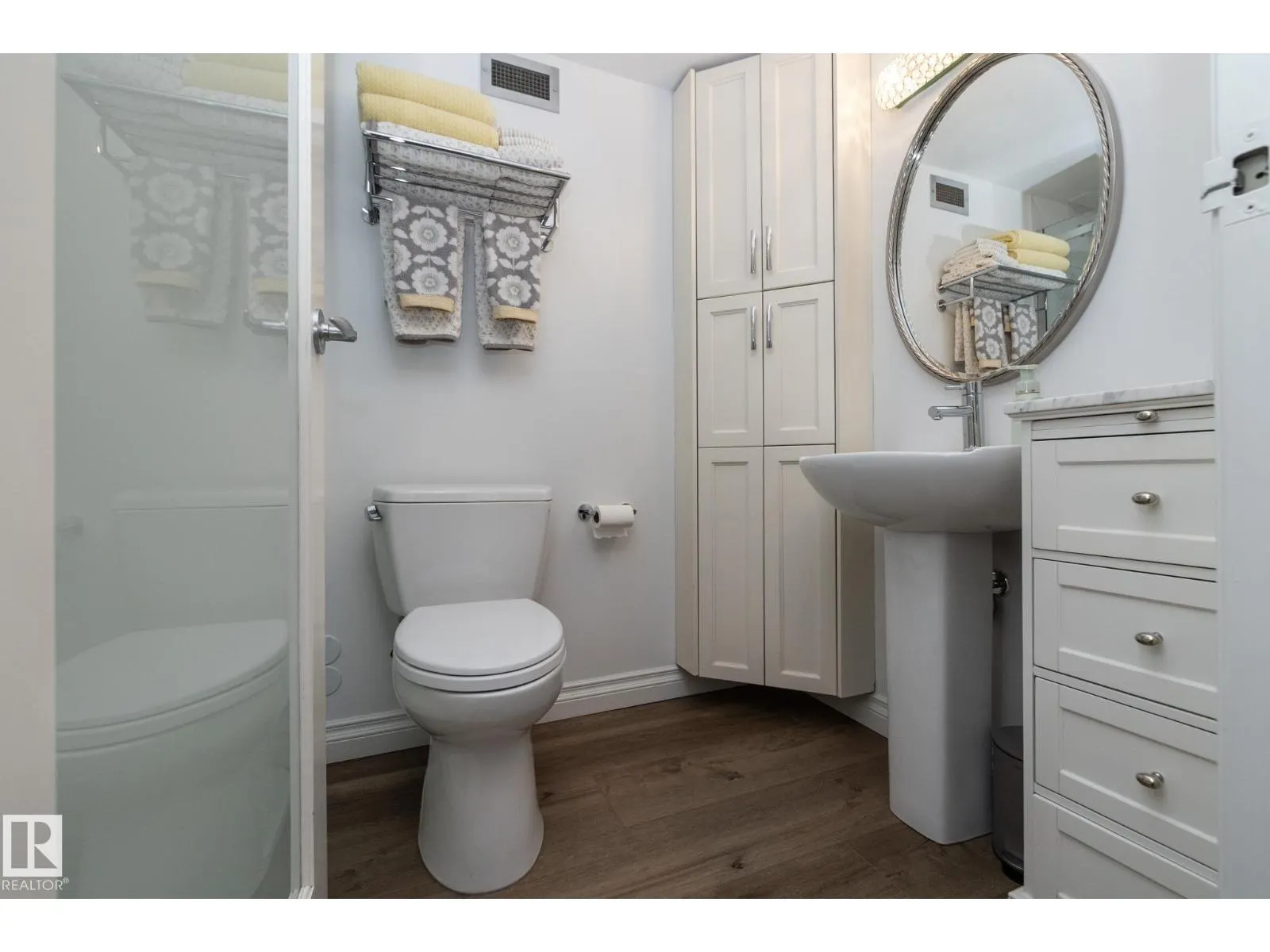 #503 10025 113 ST NW