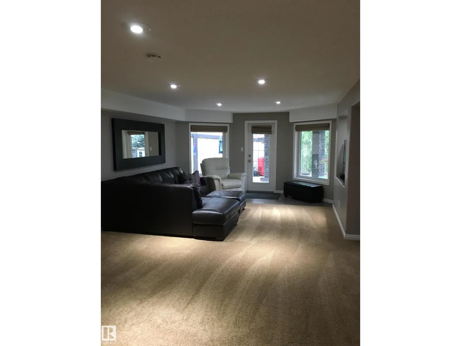 37 EVEREST CR