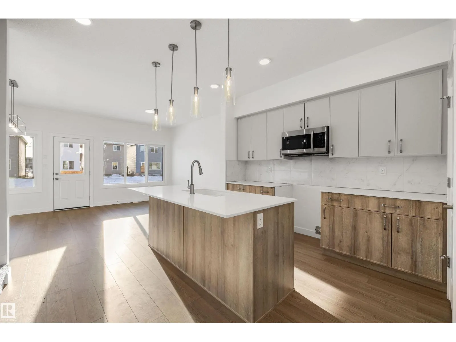 18855 29 AV NW