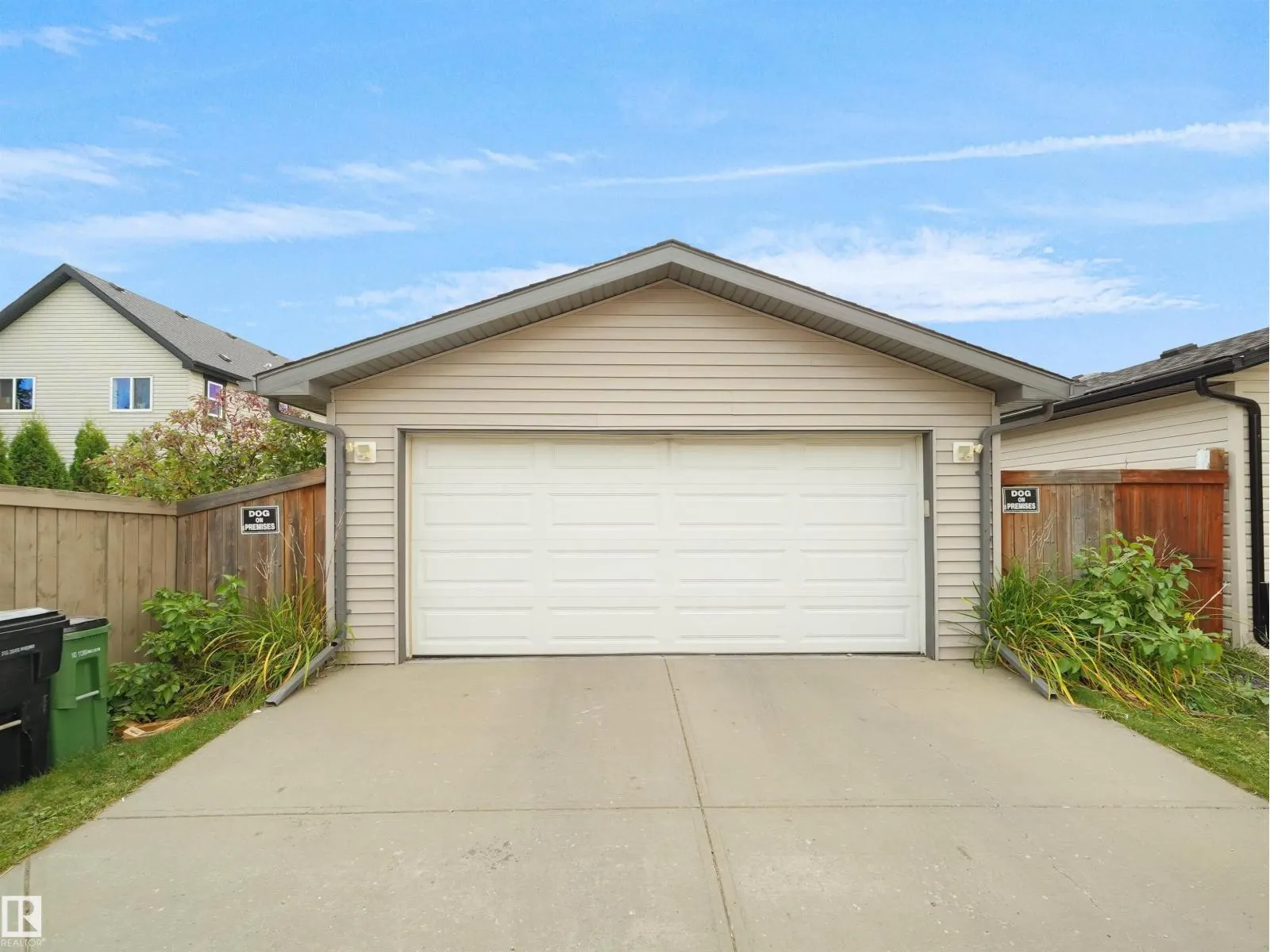 9764 221 ST NW