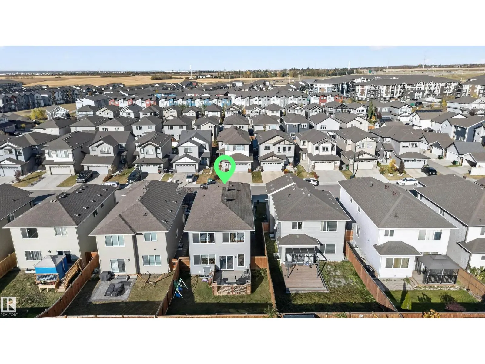 435 41 AV NW