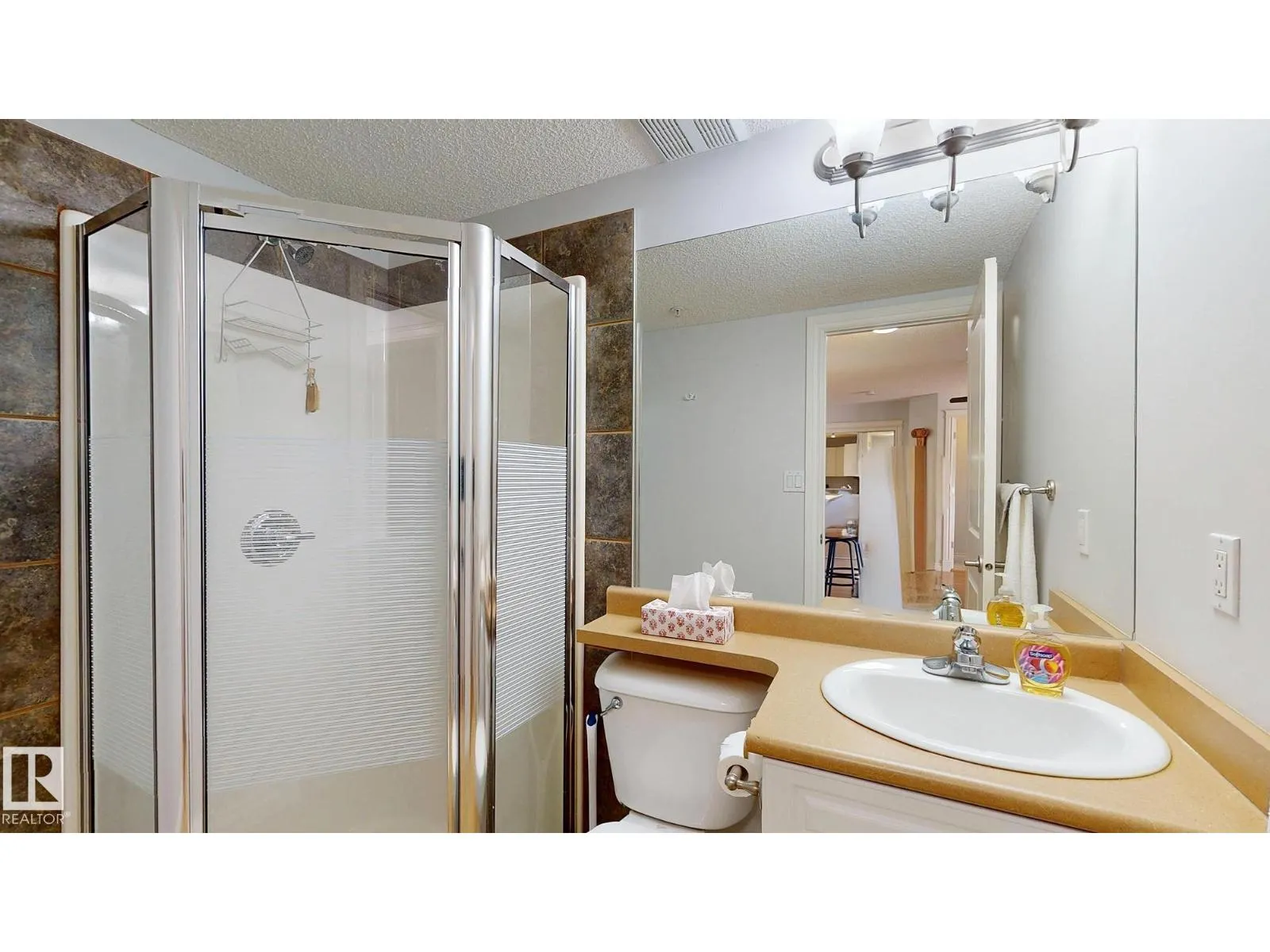 #208A 6 SPRUCE RIDGE DR