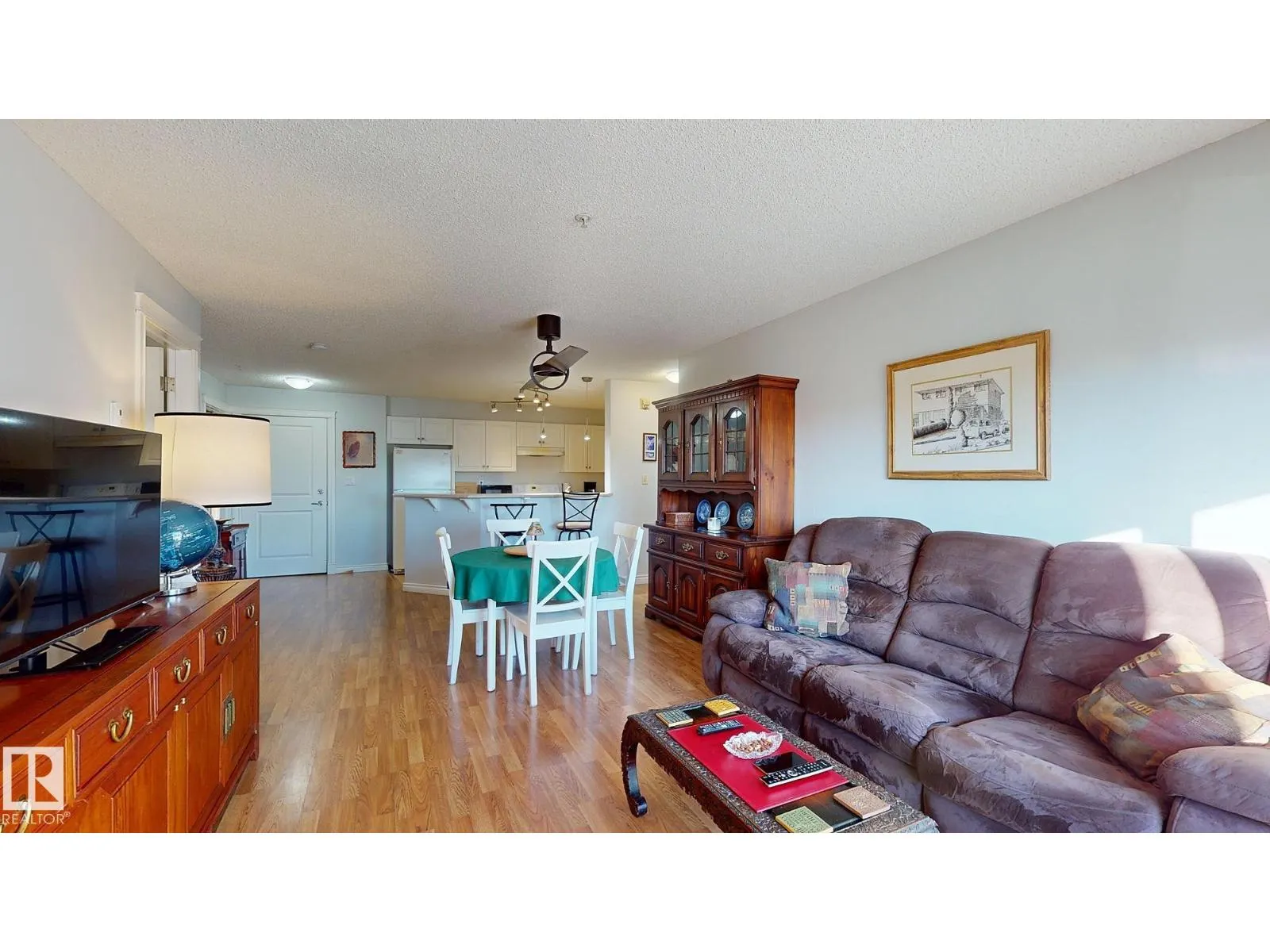 #208A 6 SPRUCE RIDGE DR