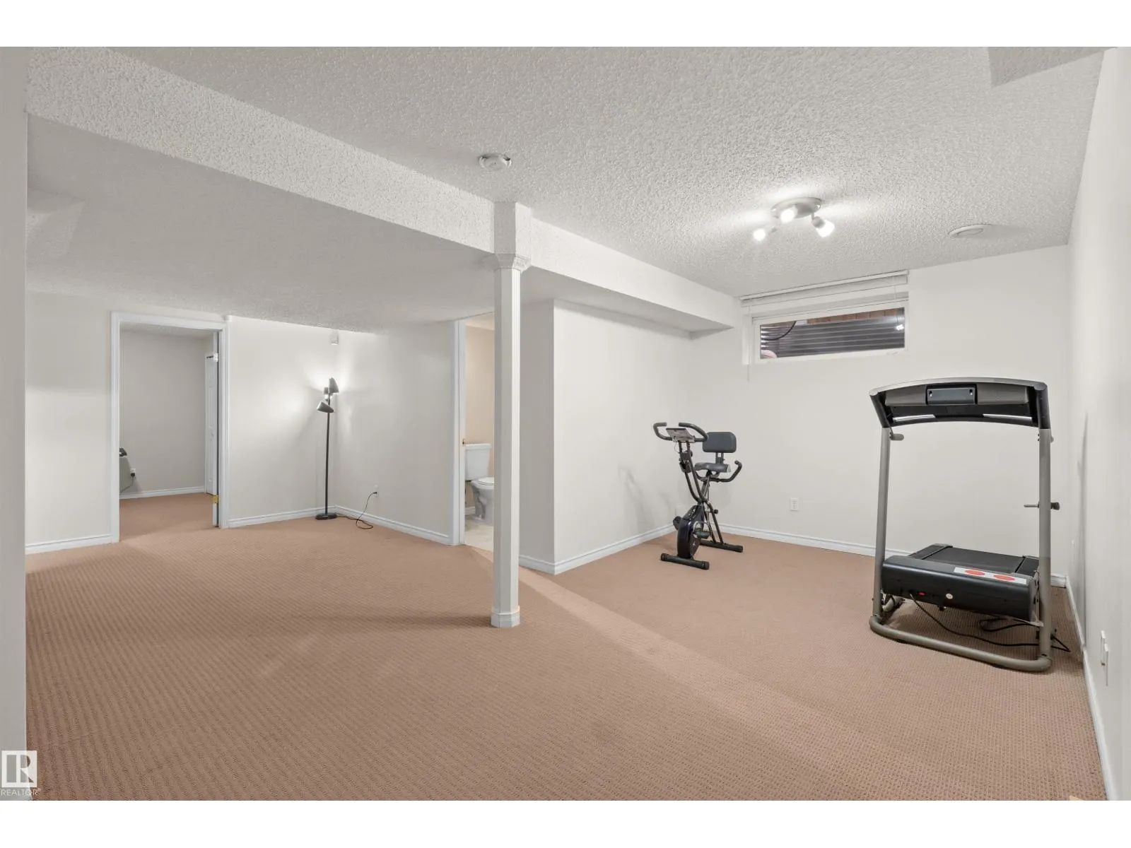 305 WILD ROSE WY NW