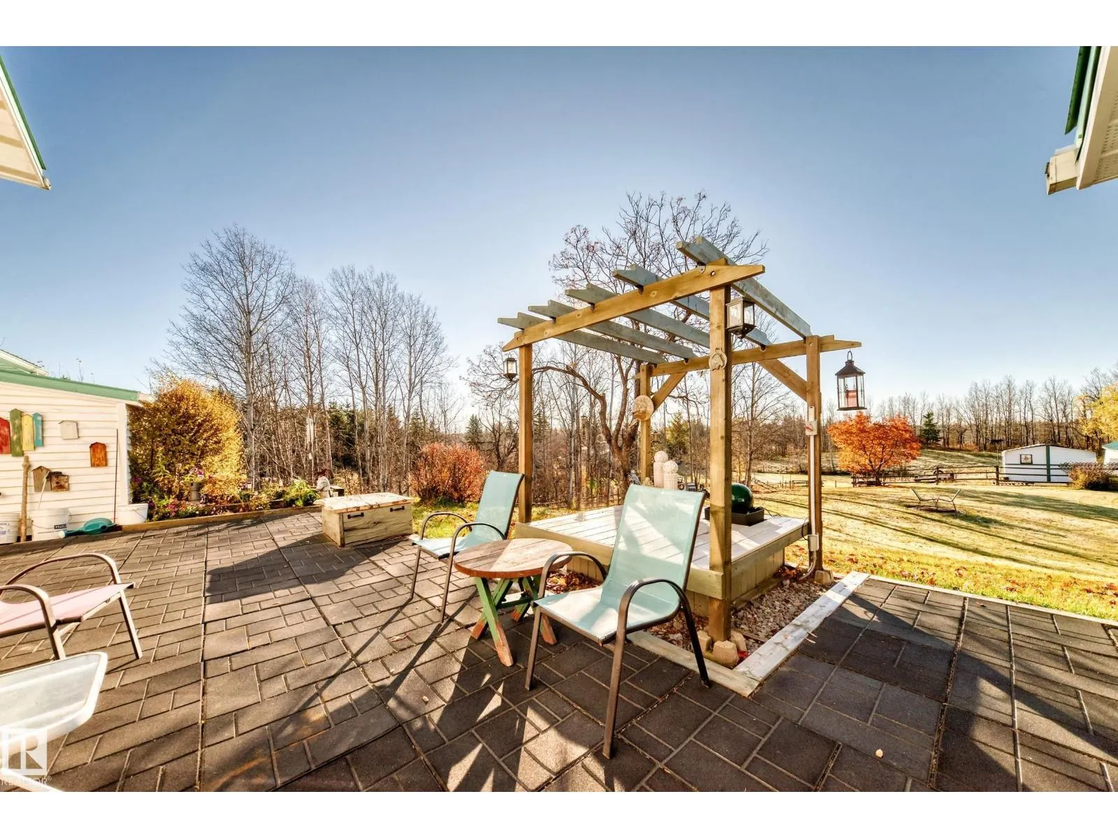 #10 52520 RGE ROAD 21