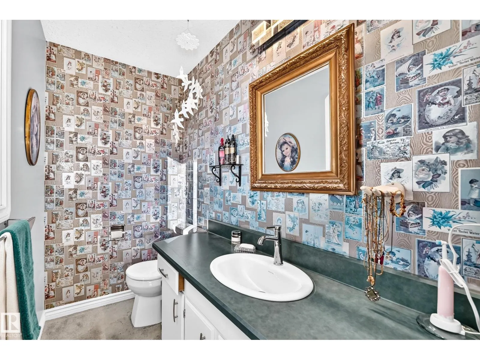 #10 52520 RGE ROAD 21