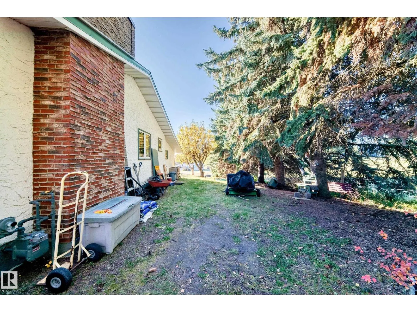 #10 52520 RGE ROAD 21