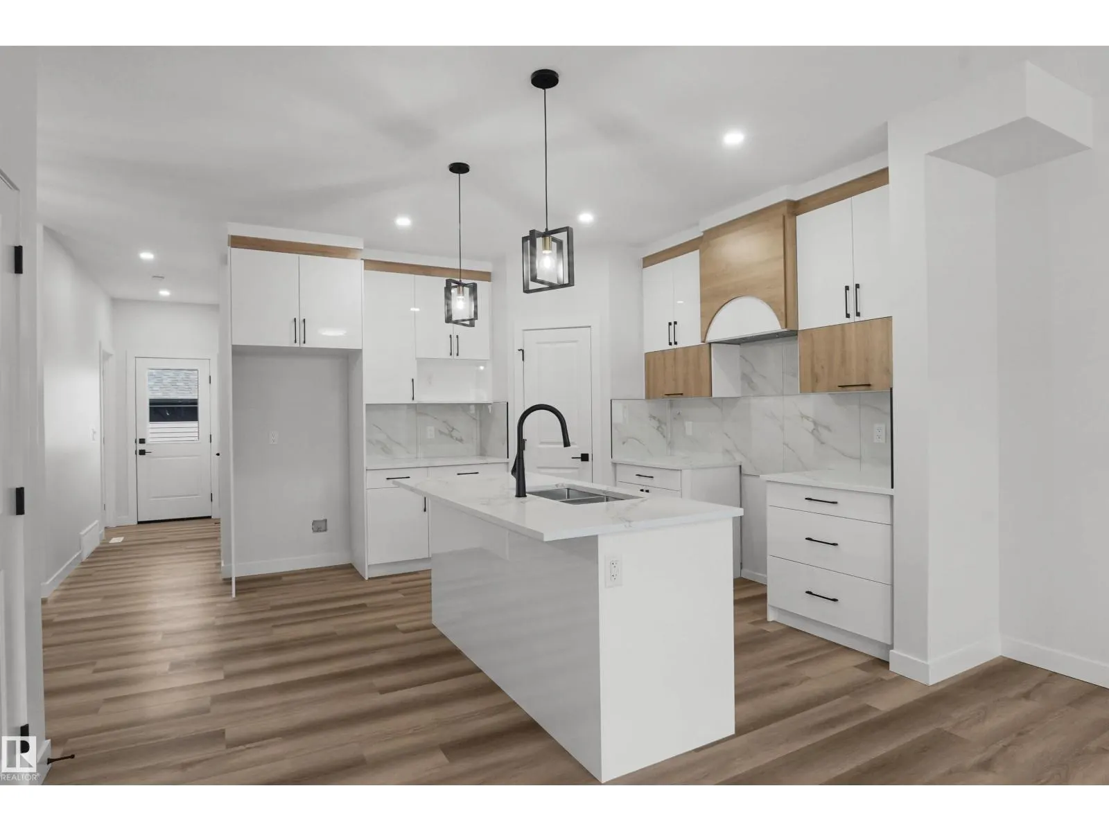 18723 130 ST NW