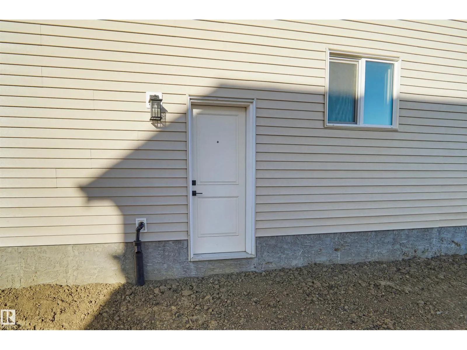18715 130 ST NW