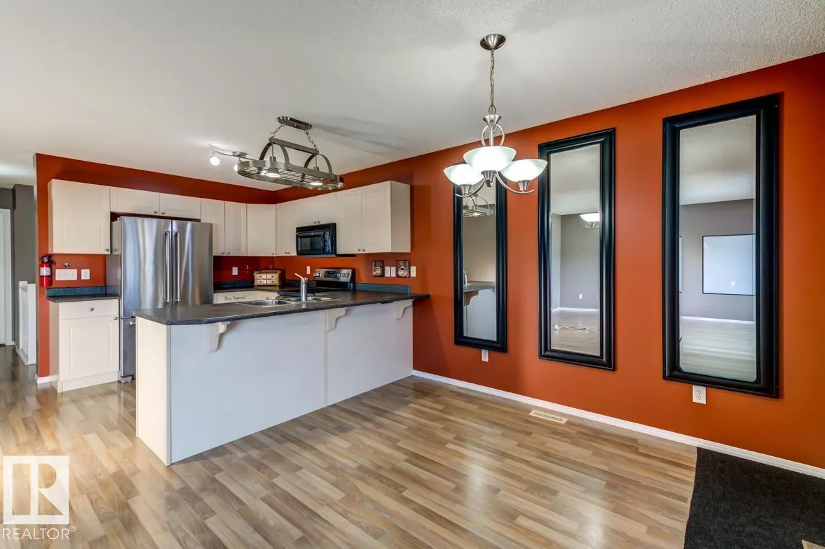17703 90 ST NW