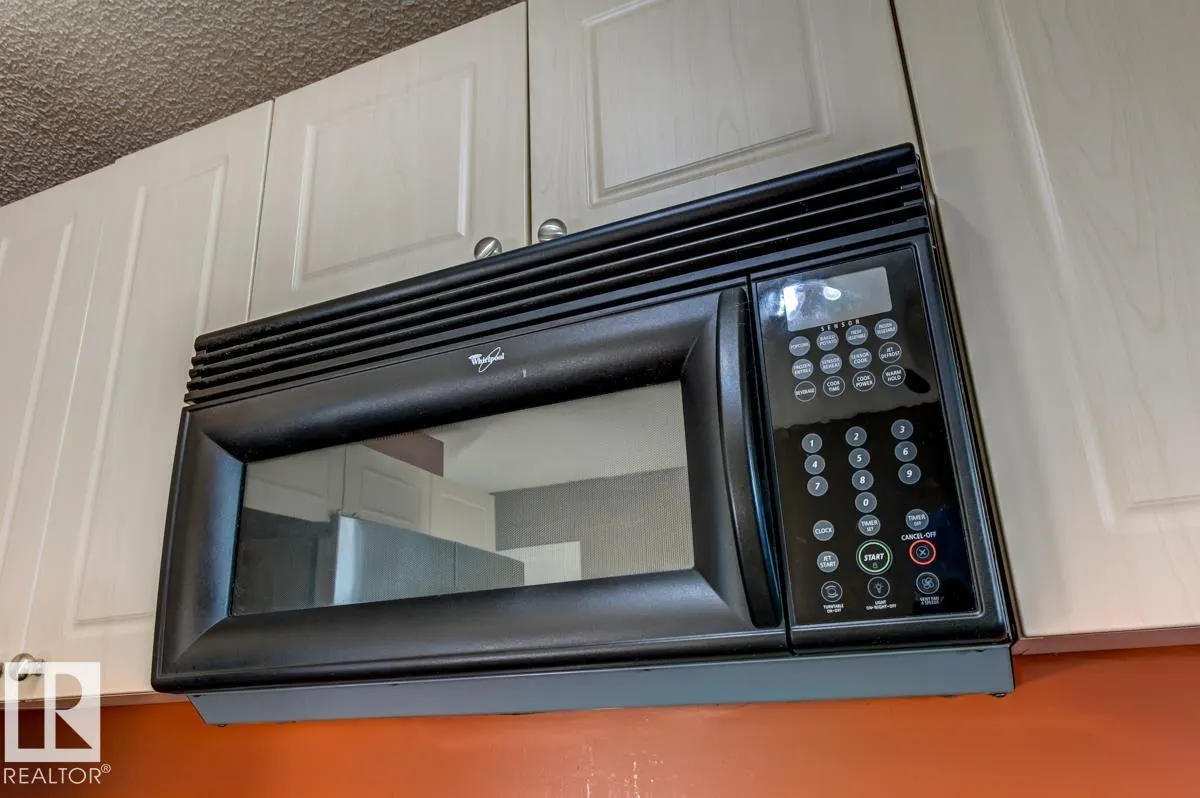 17703 90 ST NW